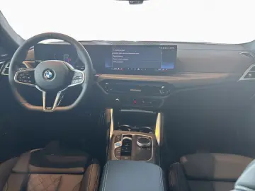 BMW i4 xDrive40 Sportpaket Bluetooth Navi LED Klima