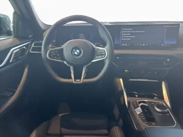 BMW i4 xDrive40 Sportpaket Bluetooth Navi LED Klima