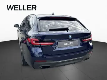 BMW 540d xDr T M SPORT LASER PANO HUD HIFI Da Kamera