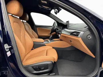 BMW 540d xDr T M SPORT LASER PANO HUD HIFI Da Kamera