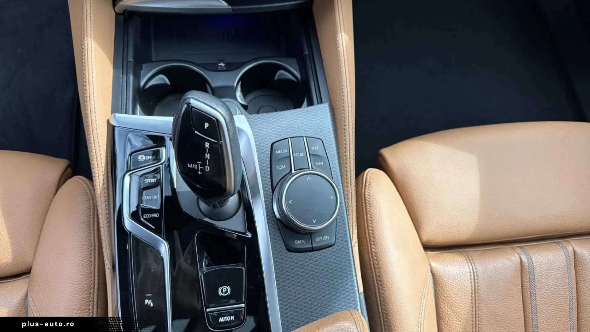 BMW 5 Series 2023 — imagine 13