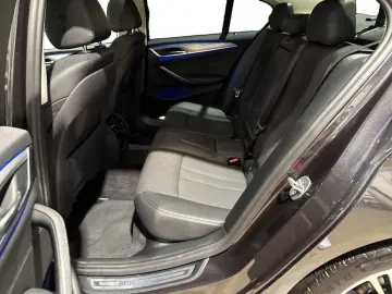 BMW 530e iPerformance Limousine Sport Line