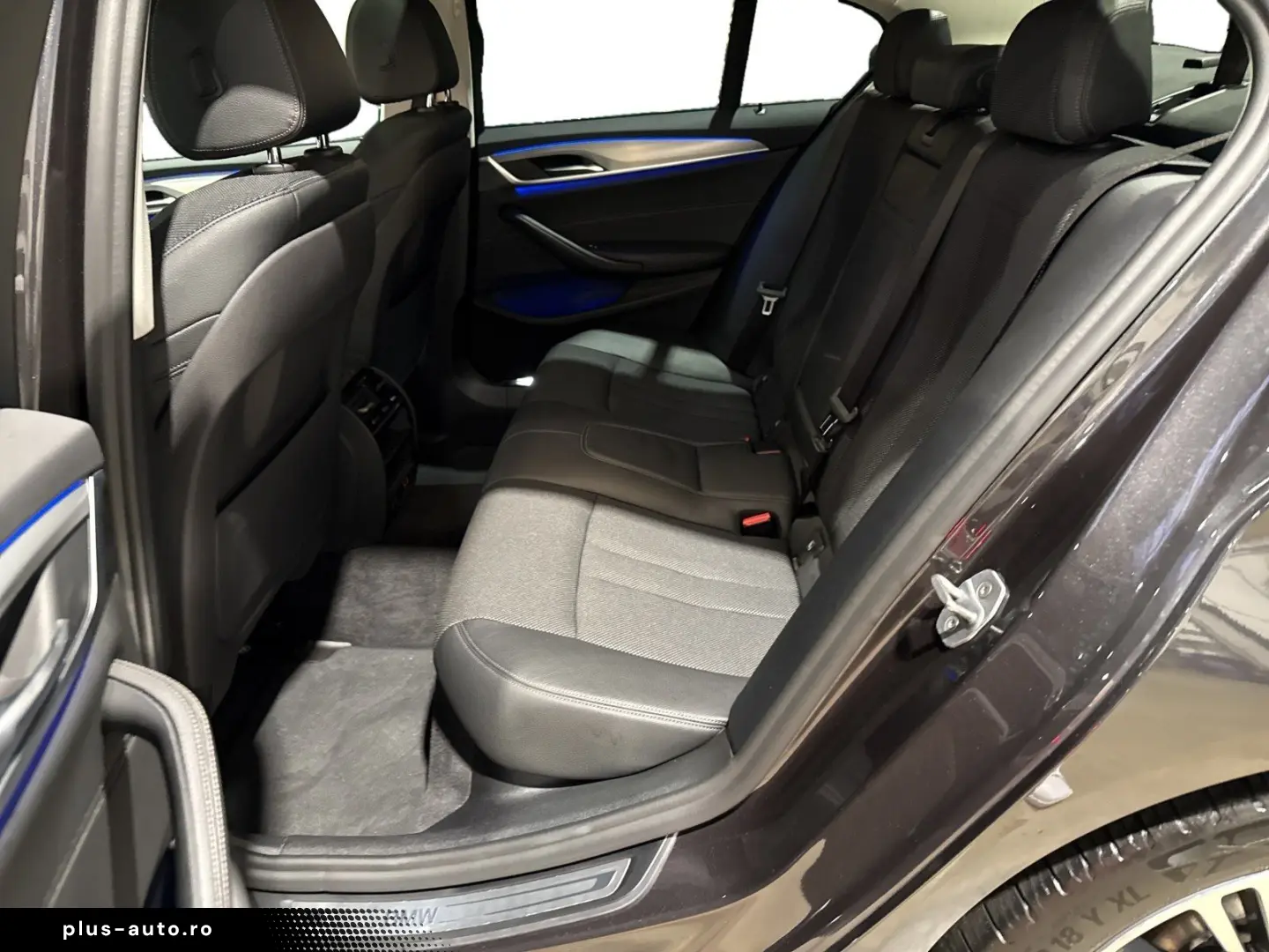 BMW 5 Series 2020 — imagine 18