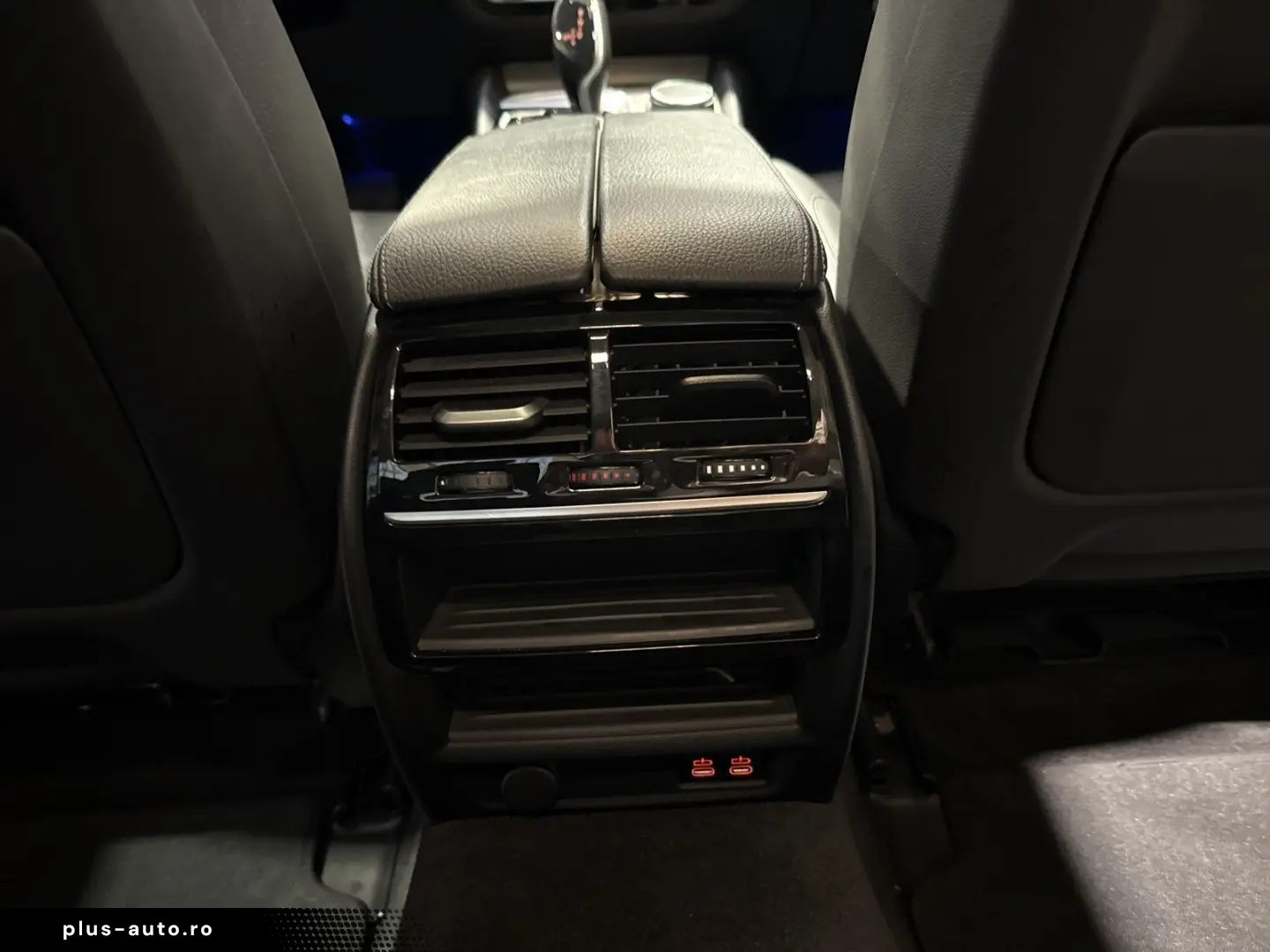 BMW 5 Series 2020 — imagine 21