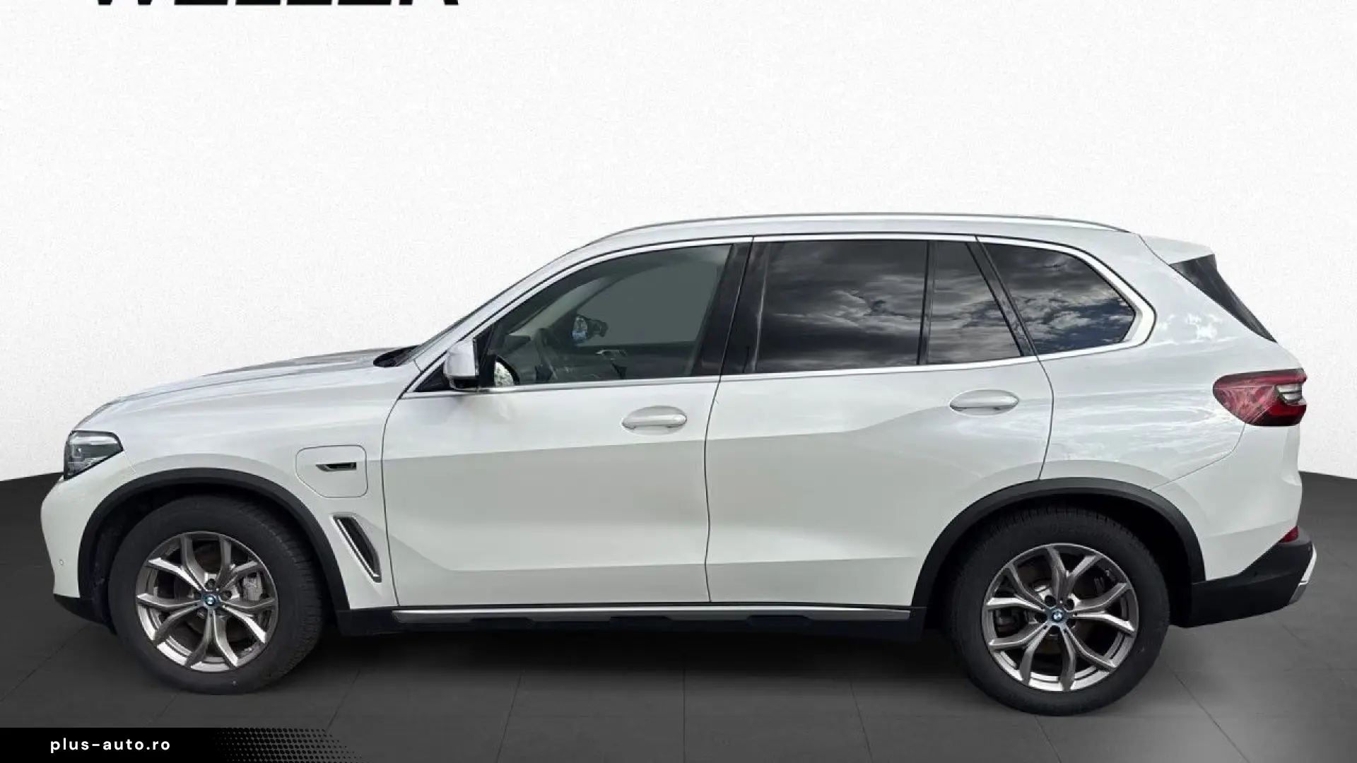 BMW X5 xD45e xLine DAProf 360  Pano AdLED