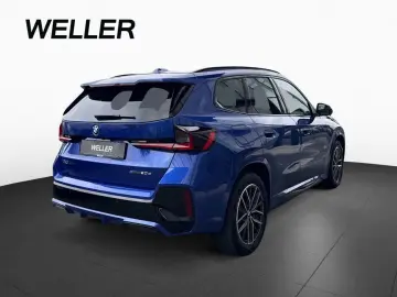 BMW X1 xDrive20d M SPORT AdLED AHK Kamera KomZu 18