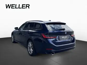 BMW 320d xDr. T AdLed AHK Pano NAVI HUD Shzg 360