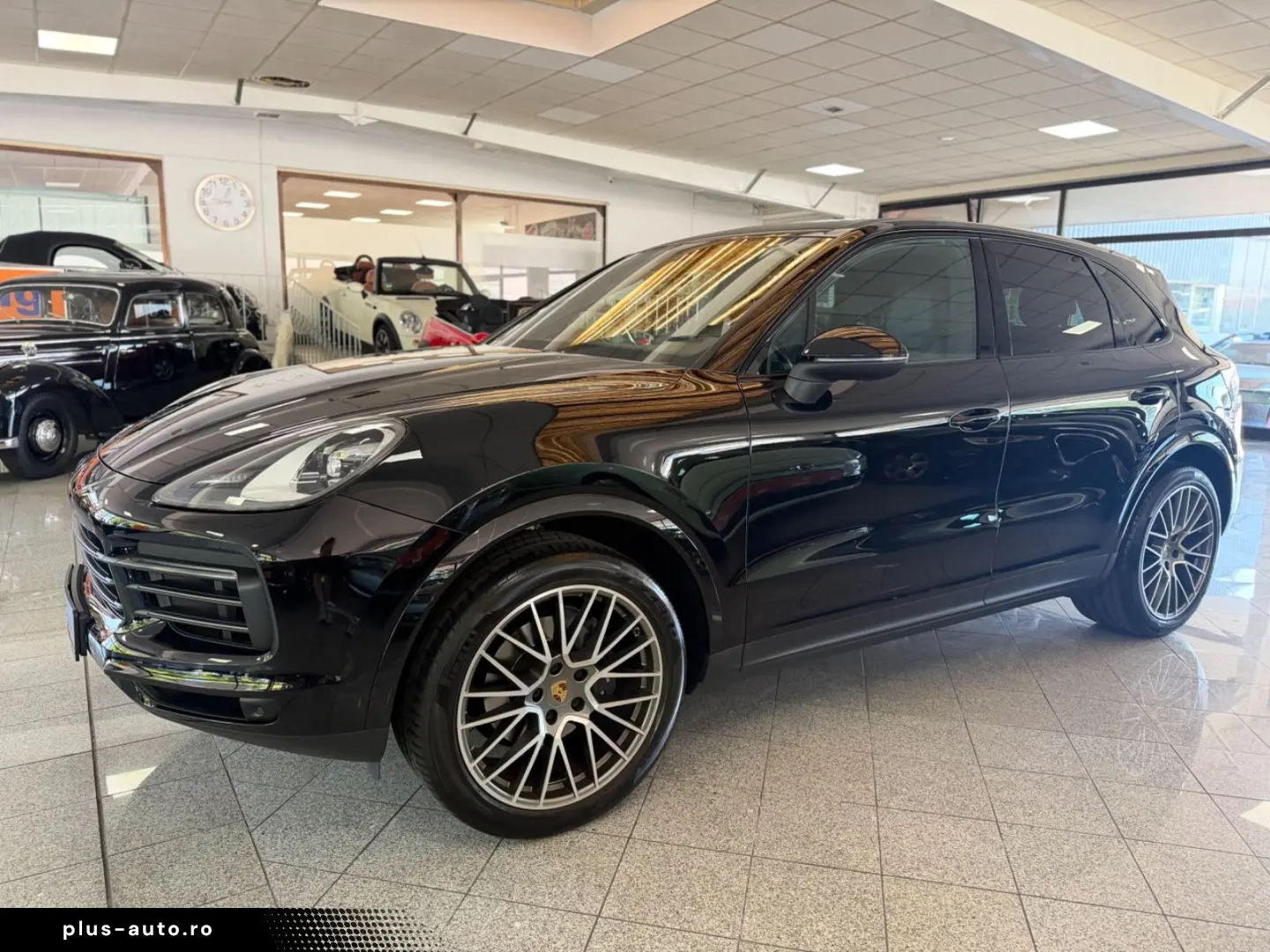 PORSCHE Cayenne Platinum Edition