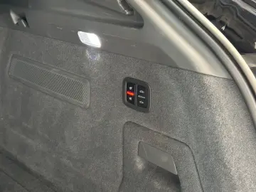 PORSCHE Cayenne 3.0 V6 Platinum Edition LED 21Zoll