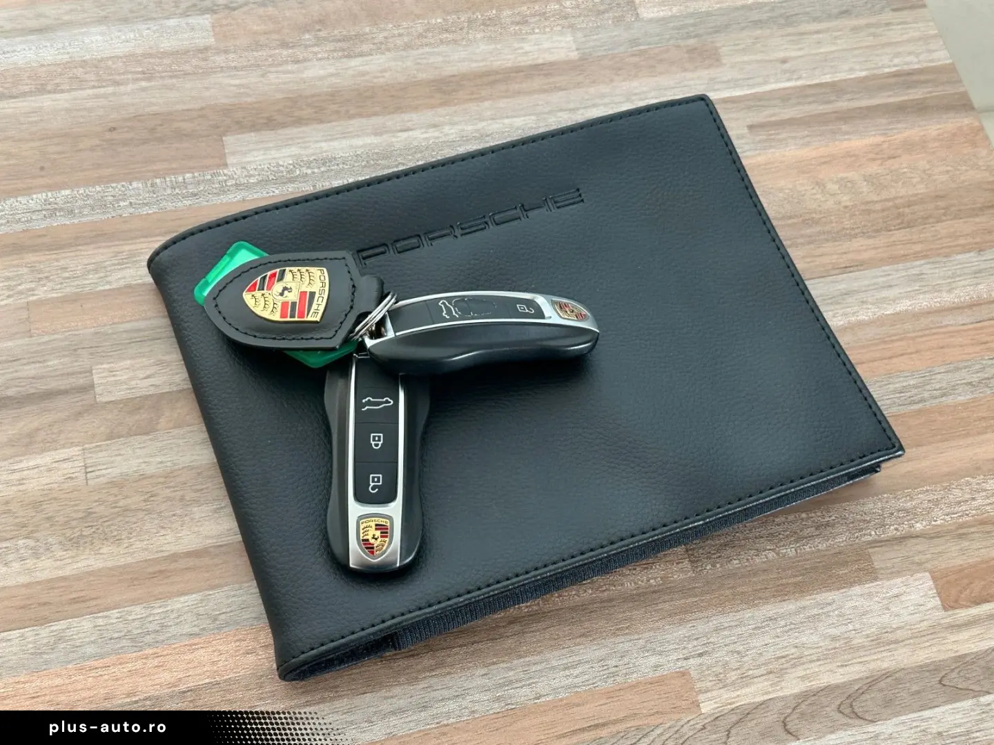 PORSCHE Cayenne 3.0 V6 Platinum Edition LED 21Zoll