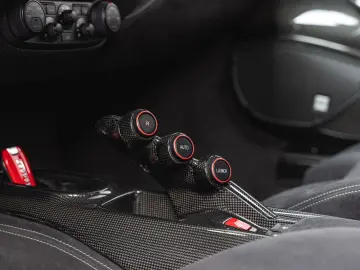 FERRARI 488 Pista Coupé  Power Warranty Atelier