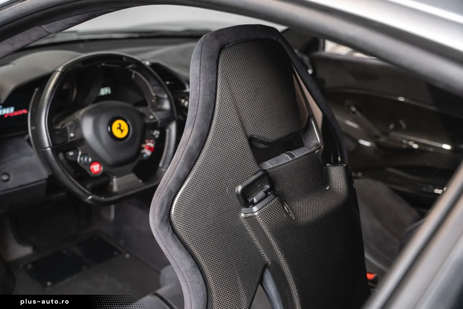 FERRARI 488 2019 — imagine 38