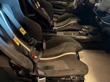 FERRARI 488 Pista Voll Carbon