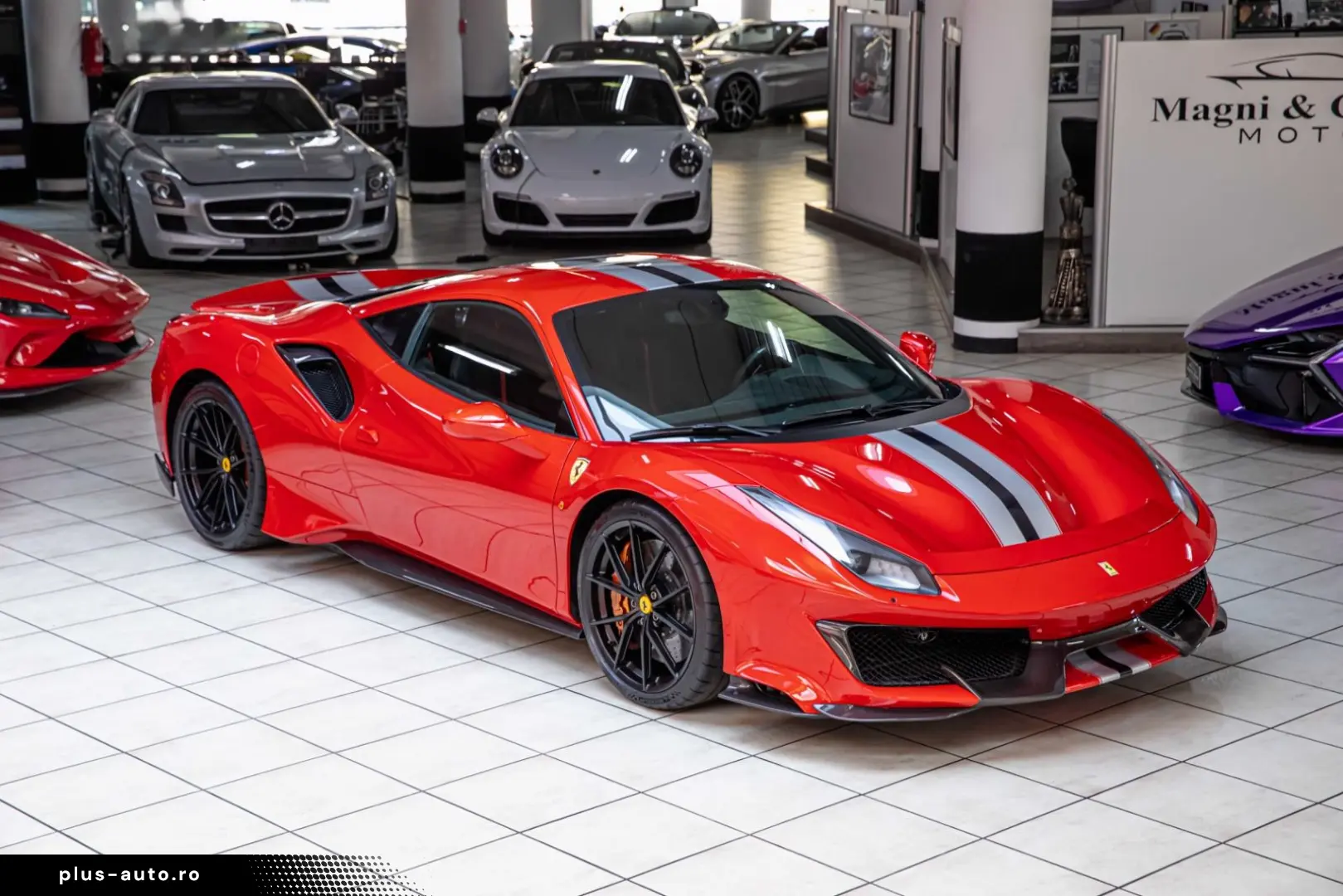 FERRARI 488