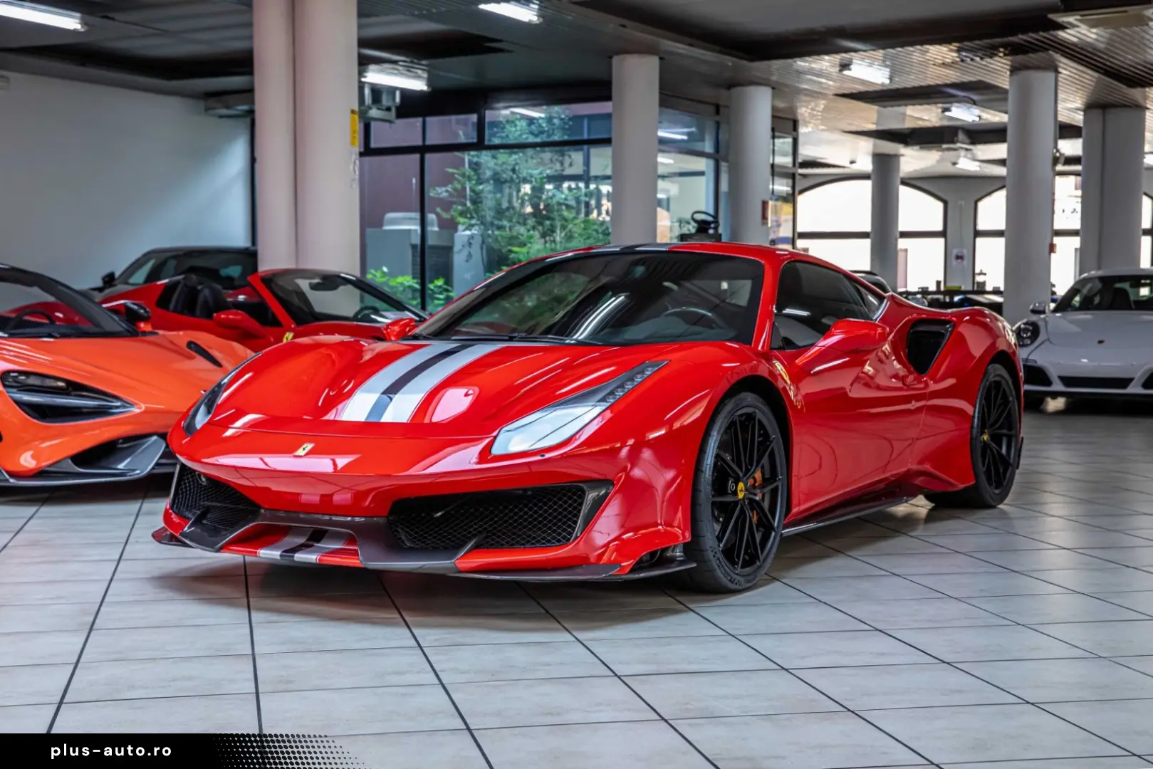 FERRARI 488 2018 — imagine 3