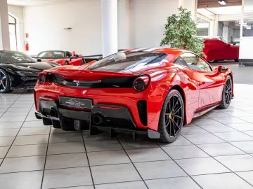 FERRARI 488 Pista - VAT - ROSSO F1 - CARBON