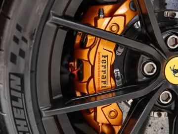 FERRARI 488 Pista - VAT - ROSSO F1 - CARBON