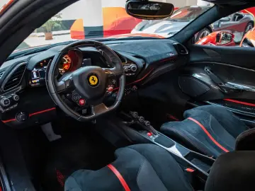 FERRARI 488 Pista - VAT - ROSSO F1 - CARBON