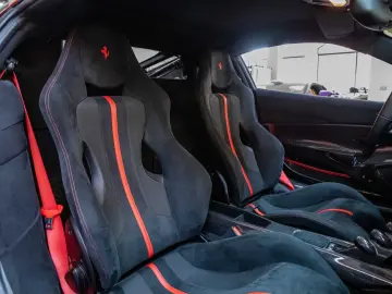 FERRARI 488 Pista - VAT - ROSSO F1 - CARBON