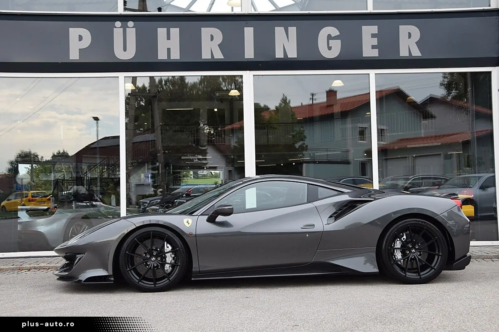 FERRARI 488 Pista  Full Carbon