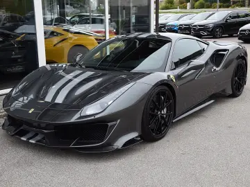 FERRARI 488 Pista  Full Carbon