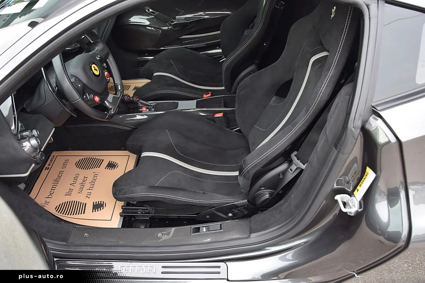 FERRARI 488 Pista  Full Carbon