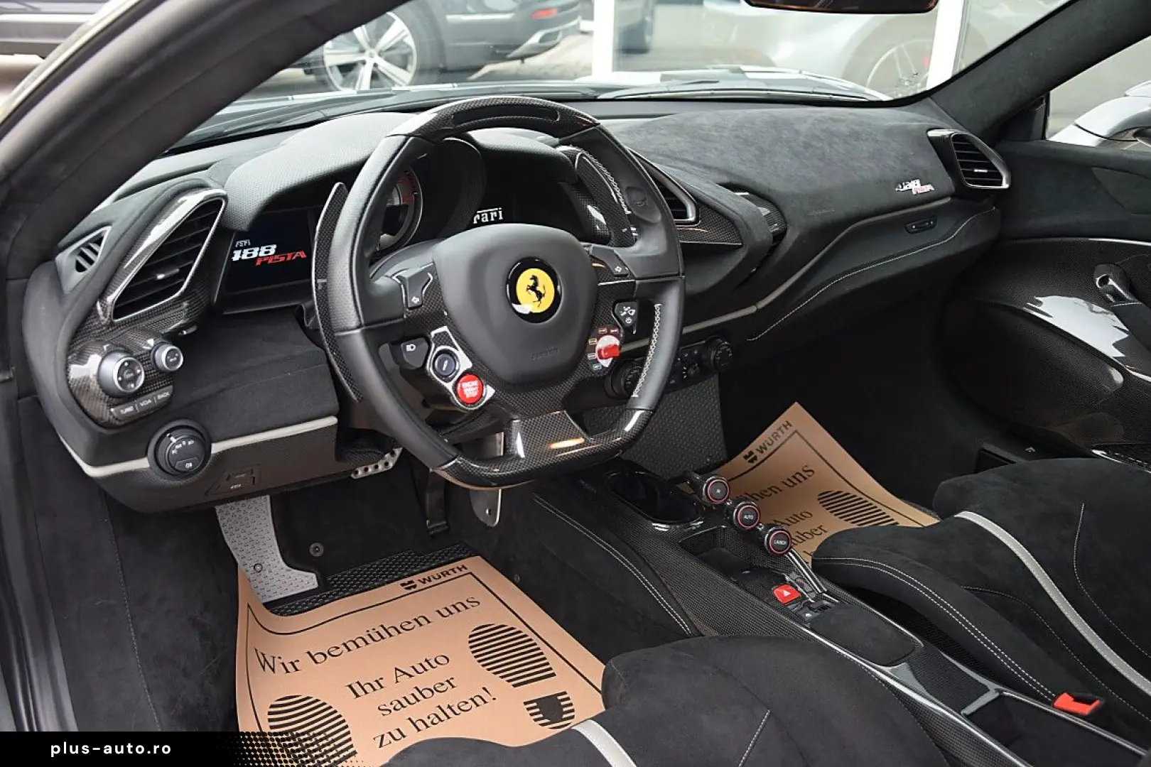 FERRARI 488 Pista  Full Carbon