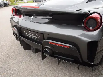 FERRARI 488 Pista  Full Carbon