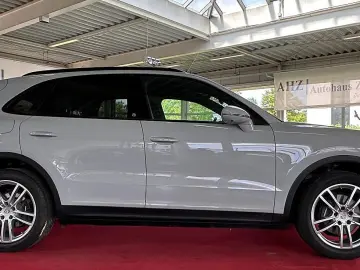 PORSCHE Cayenne HUD PANO BOSE 18-WEGE