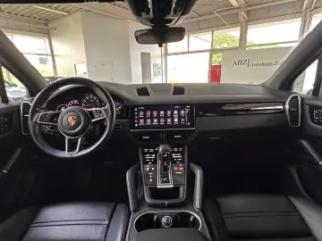 PORSCHE Cayenne HUD PANO BOSE 18-WEGE