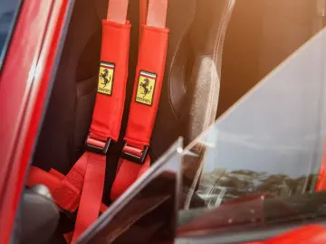 FERRARI 488 Pista