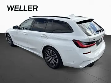 BMW 330e xDr Tour M SPORT St Go 360  AHK HiFi LED