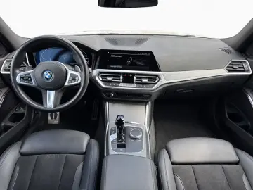 BMW 330e xDr Tour M SPORT St Go 360  AHK HiFi LED