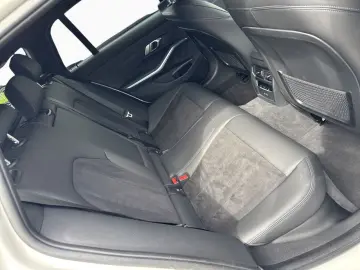 BMW 330e xDr Tour M SPORT St Go 360  AHK HiFi LED