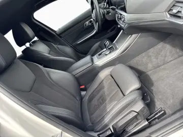 BMW 330e xDr Tour M SPORT St Go 360  AHK HiFi LED