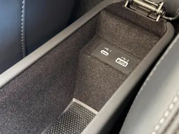 LOTUS Emira 2.0 Turbo First Edition
