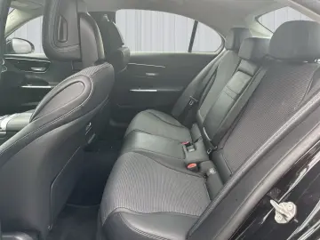 MERCEDES-BENZ C 300 C-KLASSE 2.0 4-matic