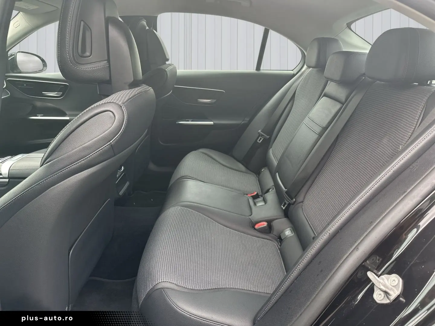 MERCEDES-BENZ C 300 C-KLASSE 2.0 4-matic