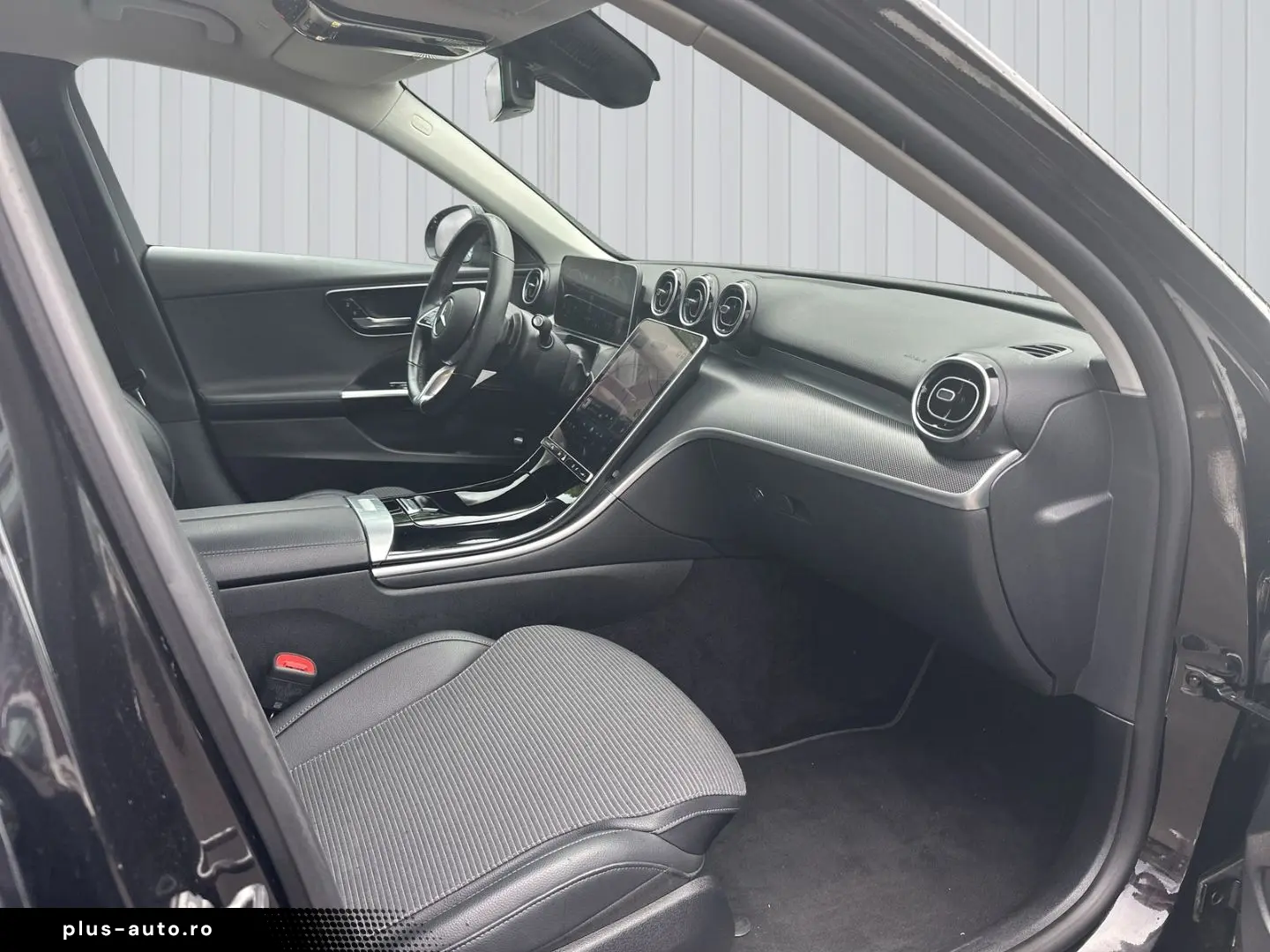 MERCEDES-BENZ C 300 C-KLASSE 2.0 4-matic
