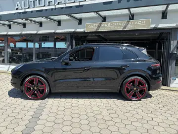 PORSCHE Cayenne Platinum Edition AHK SURROUND LUFT