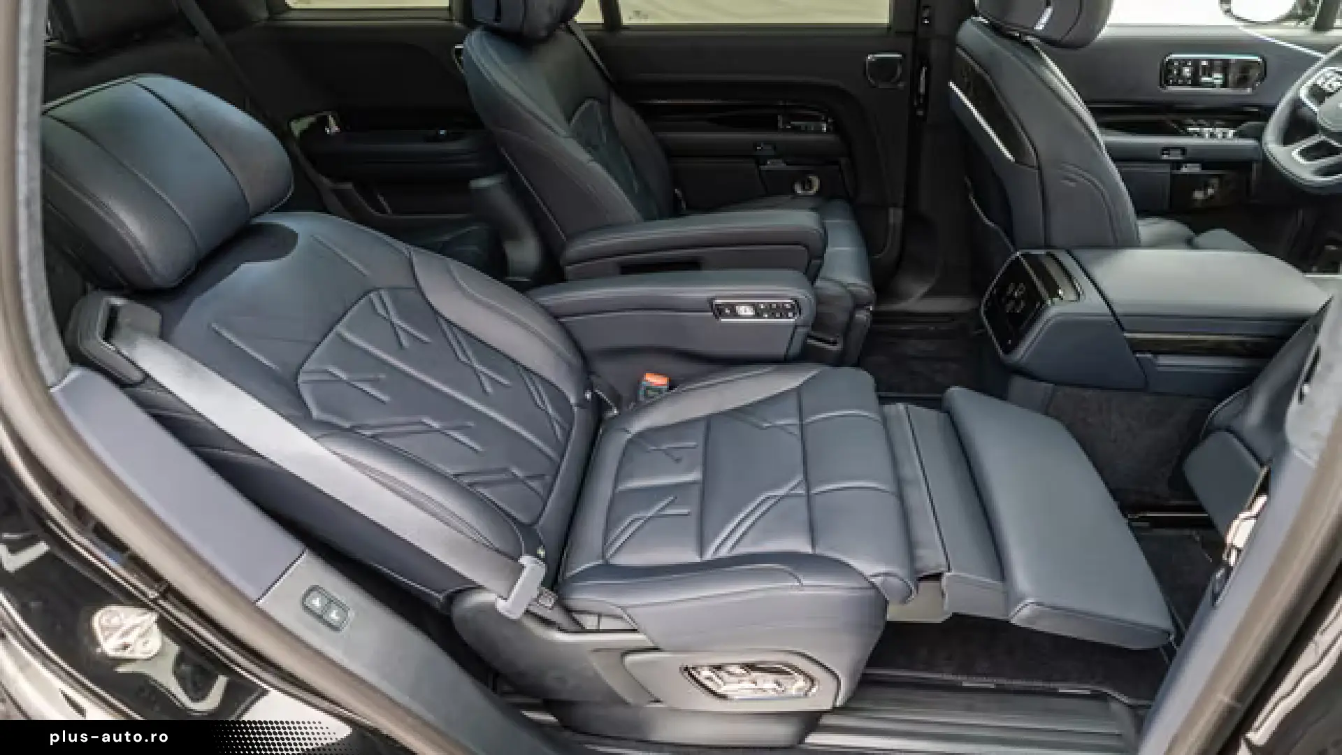 Zeekr 9X Ultra Edition 70kWh Night Paket