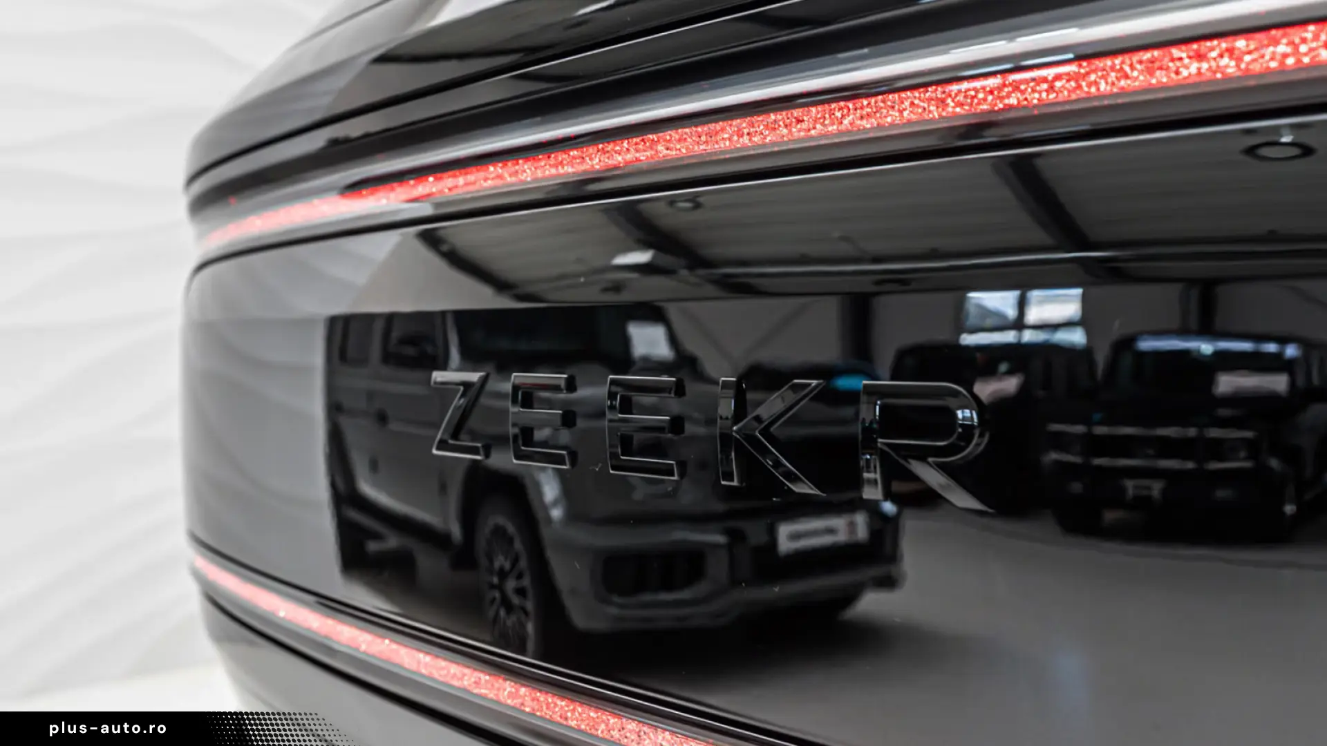 Zeekr 9X Ultra Edition 70kWh Night Paket