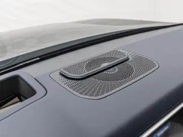 Zeekr 9X Ultra Edition 70kWh Night Paket