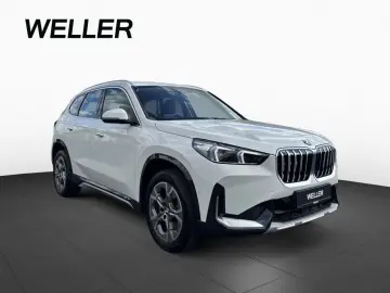 BMW X1 sDr20i xLine AktivSi AdLED AHK Kam H K St Go