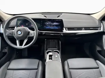 BMW X1 sDr20i xLine AktivSi AdLED AHK Kam H K St Go