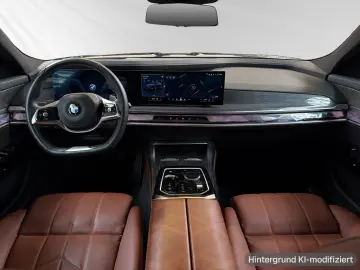 BMW 740d xDrive Fond-Entertainment SkyLounge