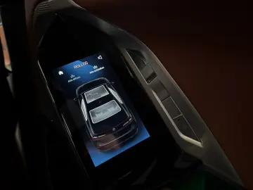 BMW 740d xDrive Fond-Entertainment SkyLounge
