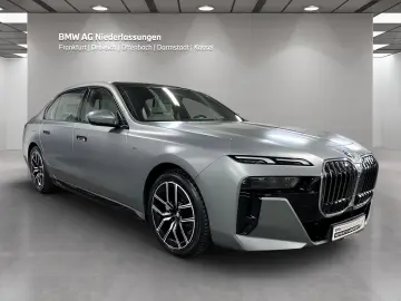 BMW 740d xDrive M Sport Standheizung Kamera Alarm