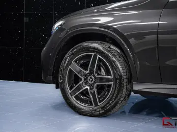 MERCEDES-BENZ GLC 300 de 4MATIC AMG Burmester