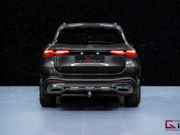 MERCEDES-BENZ GLC 300 de 4MATIC AMG Burmester